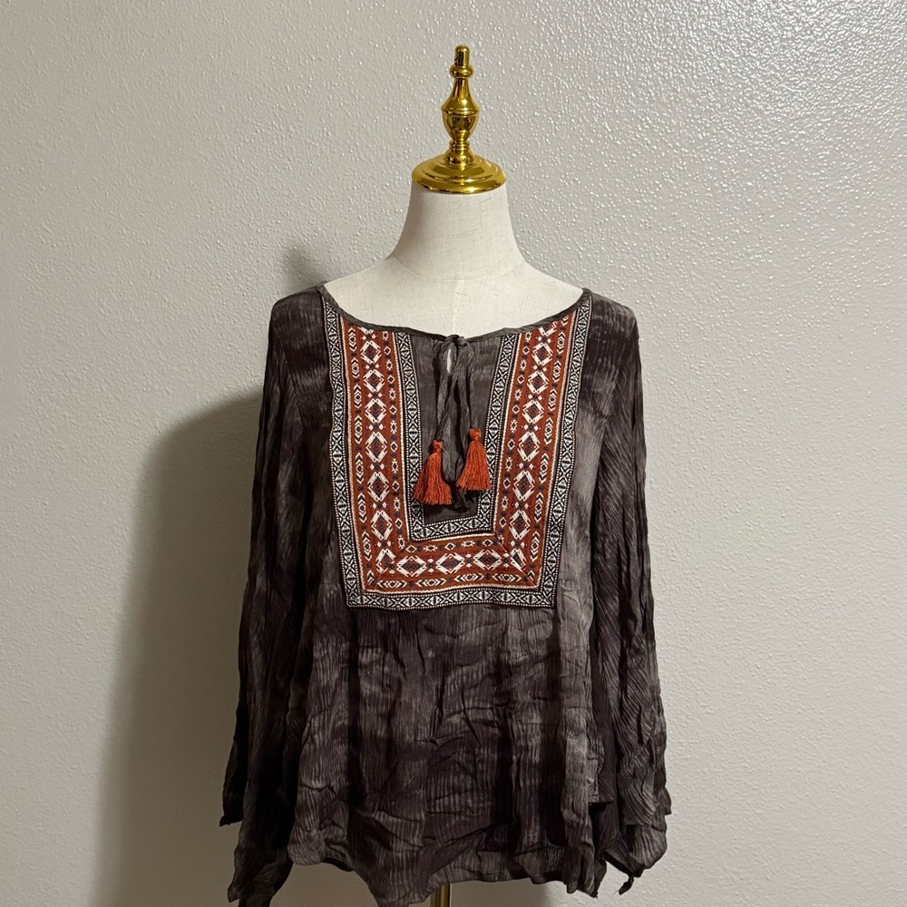 Vintage Easel Boho Top Women’s Size Large Ash Gray Long Sleeve